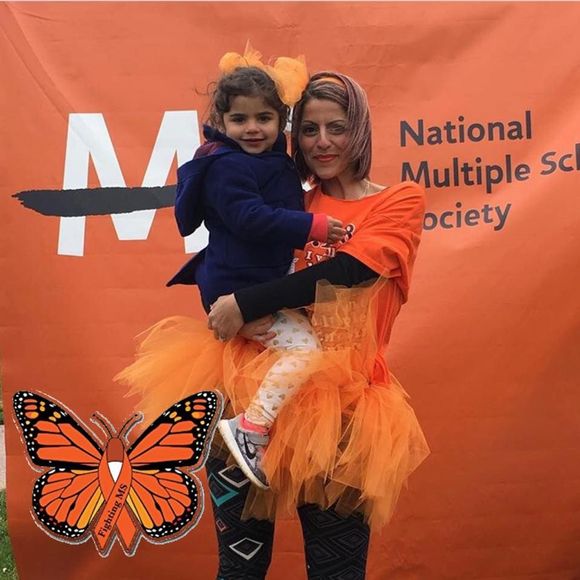 Meet your Posher, Bee - Picture 1 of 1